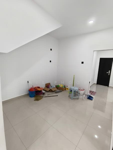 Taman Sin Tat untuk Untuk Dijual - RM 950,000, Mac 2026 - Interior - PropertyGuru.com.my