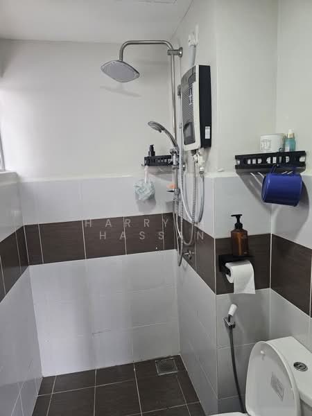 Apartment for Rent at Residensi Hijauan Lumayan - Harry H. Hassan - Bathroom - PropertyGuru.com.my