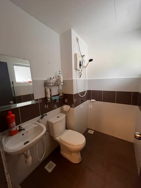 Apartment for Rent at Residensi Hijauan Lumayan - Harry H. Hassan - Bathroom - PropertyGuru.com.my