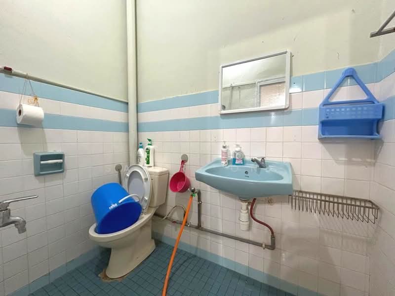 Bandar Baru Uda untuk Untuk Dijual - RM 530,000, Mac 2026 - Bathroom - PropertyGuru.com.my