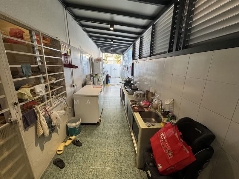 Seksyen 2 untuk Untuk Dijual - RM 1,600,000, Mac 2026 - Kitchen - PropertyGuru.com.my