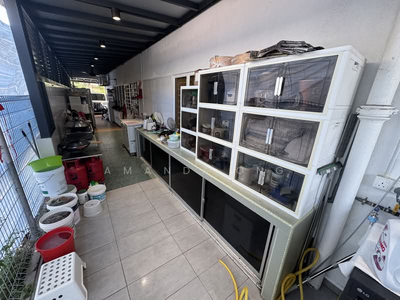 Seksyen 2 untuk Untuk Dijual - RM 1,600,000, Mac 2026 - Kitchen - PropertyGuru.com.my