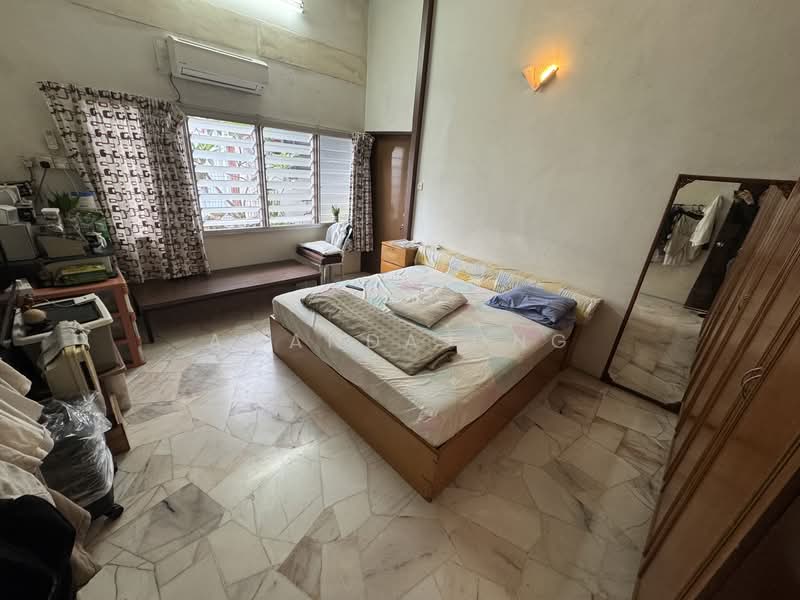 Seksyen 2 untuk Untuk Dijual - RM 1,600,000, Mac 2026 - Bedroom - PropertyGuru.com.my