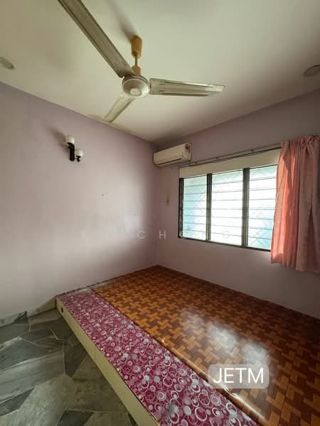 1-storey Terraced House for Sale in Klang (Selangor) - KH Chong - Bedroom - PropertyGuru.com.my