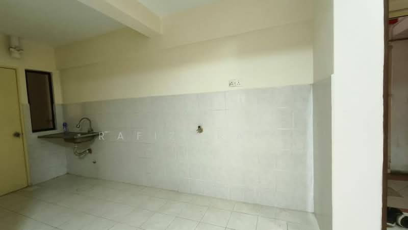 Condominium for Rent at Putra Villa - Rafizi Ramli - PropertyGuru.com.my