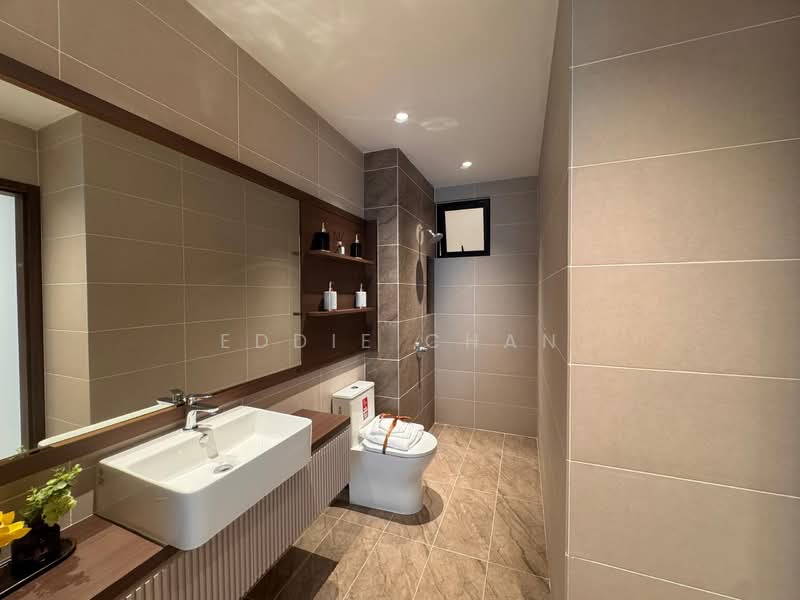 Service Residence for Sale at Veranda Residence - Eddie Chan - Bathroom - PropertyGuru.com.my