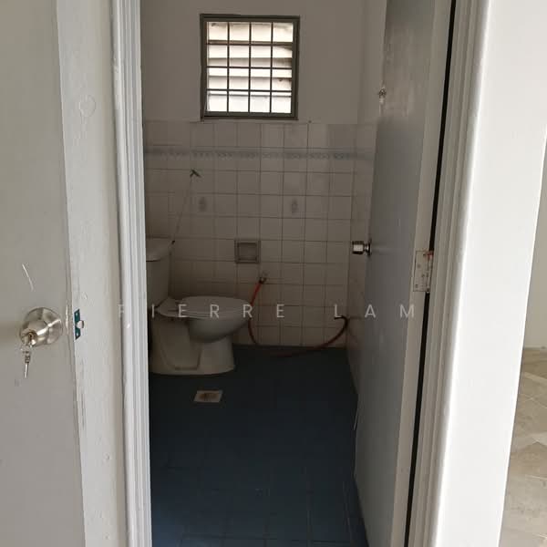 Pandan Heights Condominium untuk Untuk Dijual - RM 310,000, Apr 2026 - Bathroom - PropertyGuru.com.my