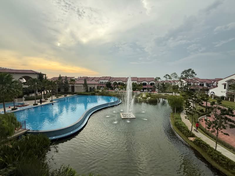 Rumah Teres 2 Tingkat untuk Dijual di Setia Safiro (Cyberjaya) - Henry Liew - Pool - PropertyGuru.com.my