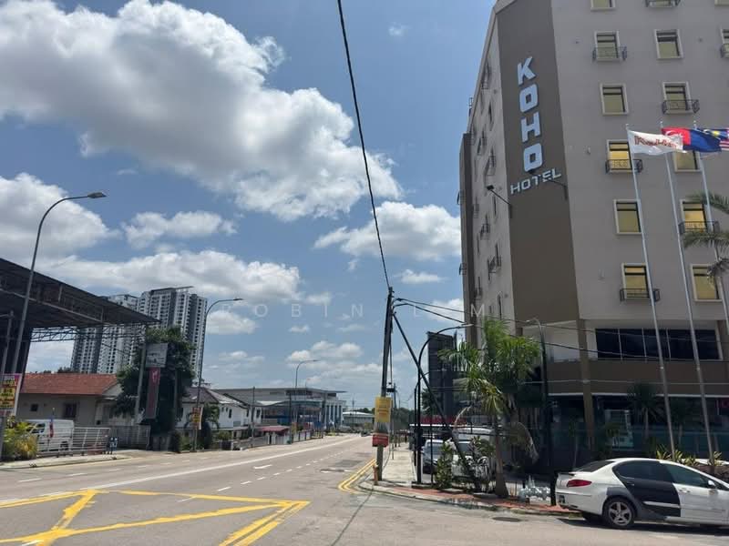 Shop for Rent in Taman Kebun Teh (Johor Bahru) - Robin Lim - Exterior - PropertyGuru.com.my