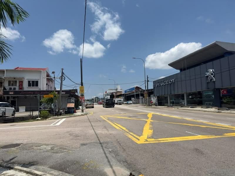 Shop for Rent in Taman Kebun Teh (Johor Bahru) - Robin Lim - Exterior - PropertyGuru.com.my