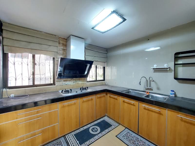 2.5-storey Terraced House for Sale in Bandar Damai Perdana (Cheras) - Louis Wong - Kitchen - PropertyGuru.com.my