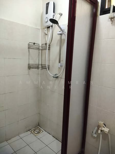 Condominium for Sale at Platinum Hill PV 3 - Ammar Imran Anuar - Bathroom - PropertyGuru.com.my