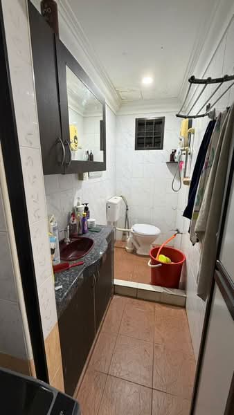 2-storey Terraced House for Sale in Johor Bahru (Johor) - Zoey Lee - Bathroom - PropertyGuru.com.my