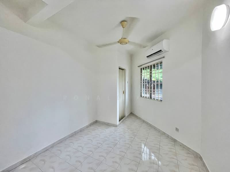 Taman Sri Nibong untuk Untuk Dijual - RM 1,290,000, Apr 2026 - Interior - PropertyGuru.com.my