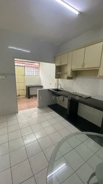 Untuk Disewa - Permas jaya 16/3