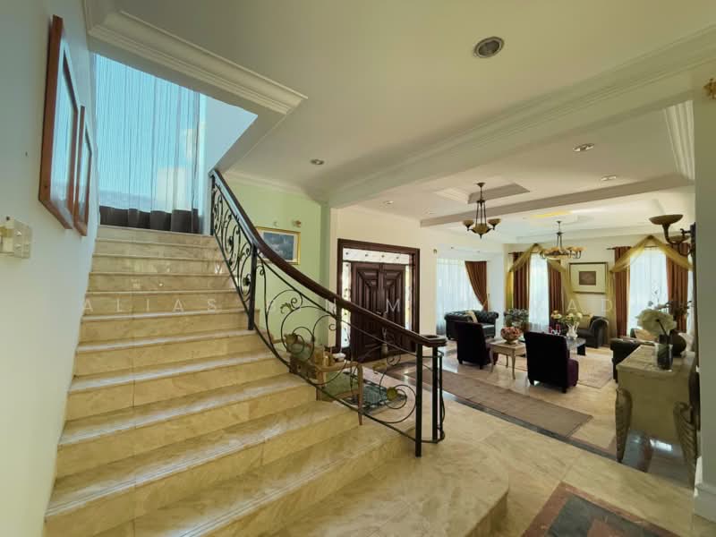 Bungalow for Sale in Kuala Ibai (Terengganu) - Alias Bin Mohamad - Living Room - PropertyGuru.com.my