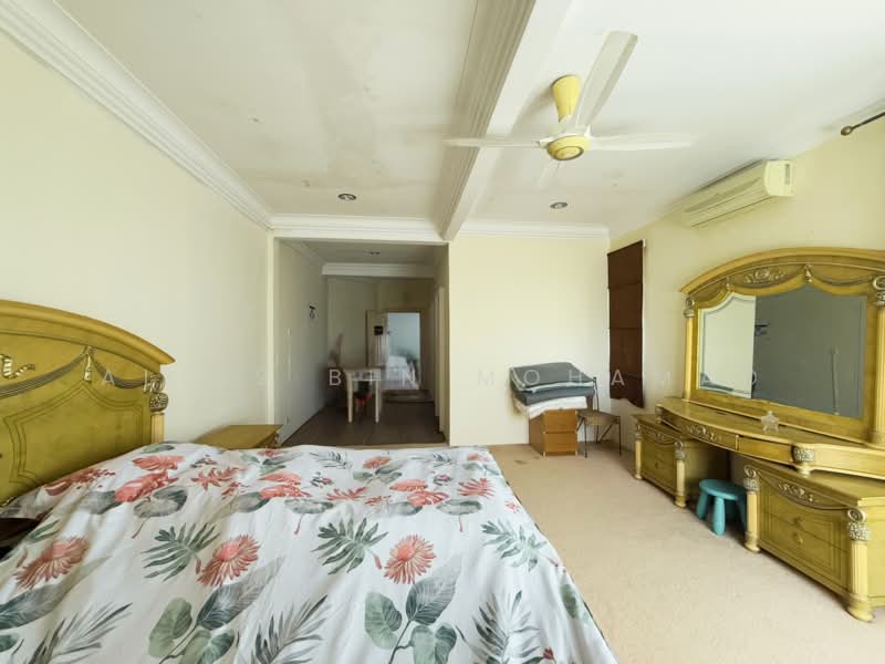 Bungalow for Sale in Kuala Ibai (Terengganu) - Alias Bin Mohamad - Bedroom - PropertyGuru.com.my