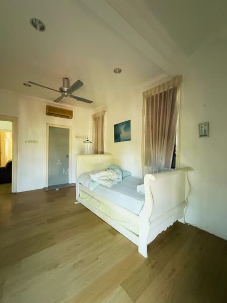 Bungalow for Sale in Kuala Ibai (Terengganu) - Alias Bin Mohamad - Bedroom - PropertyGuru.com.my