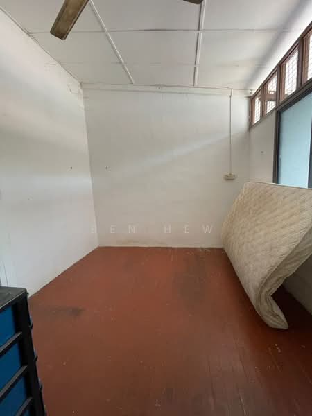 2-storey Terraced House for Rent in Solok Sungai Pinang (Jelutong) - Ben Hew - PropertyGuru.com.my