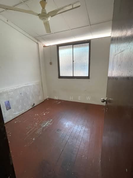 2-storey Terraced House for Rent in Solok Sungai Pinang (Jelutong) - Ben Hew - PropertyGuru.com.my