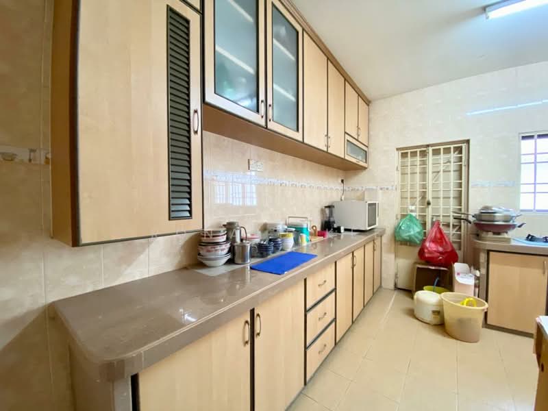 Taman Sri Nibong untuk Untuk Dijual - RM 1,000,000, Apr 2026 - Kitchen - PropertyGuru.com.my