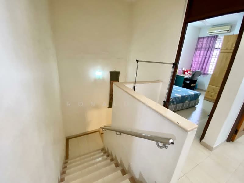 Taman Sri Nibong untuk Untuk Dijual - RM 1,000,000, Apr 2026 - Bedroom - PropertyGuru.com.my