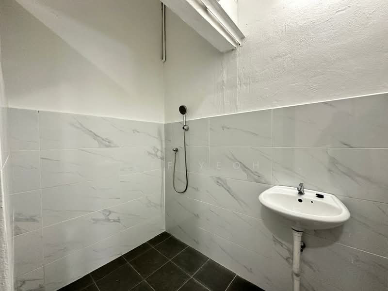 1-storey Terraced House for Sale in Taman Keladi (Sungai Petani) - Jeff Yeoh - Bathroom - PropertyGuru.com.my