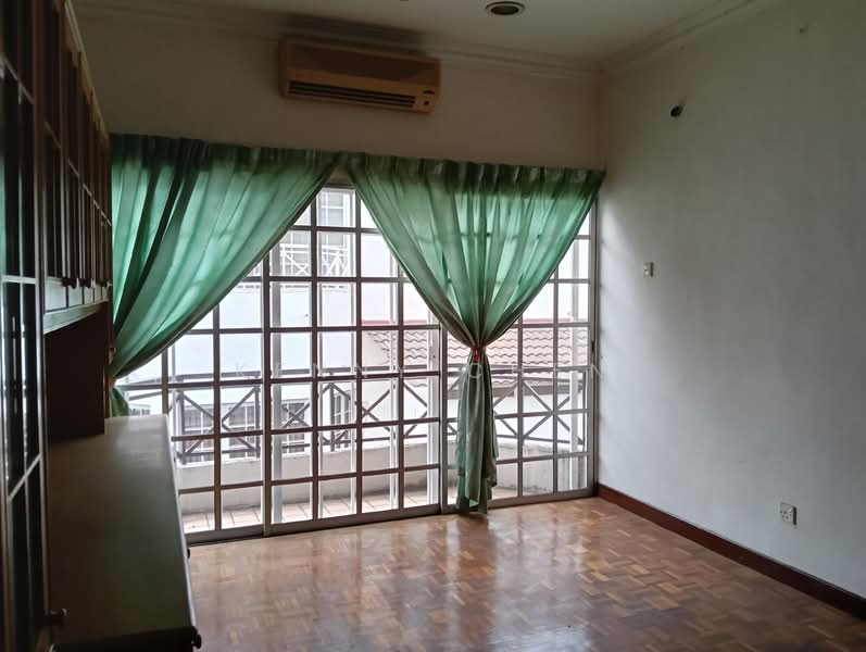 Semi-Detached House for Sale in Taman Cheras Perdana (Cheras) - Kenny Chen - Living Room - PropertyGuru.com.my