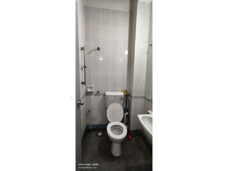 2-storey Terraced House for Rent in Shah Alam (Selangor) - Alvin Lim - Bathroom - PropertyGuru.com.my