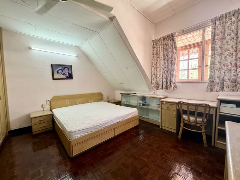 Taman Sri Nibong untuk Untuk Dijual - RM 1,050,000, Apr 2026 - Bedroom - PropertyGuru.com.my