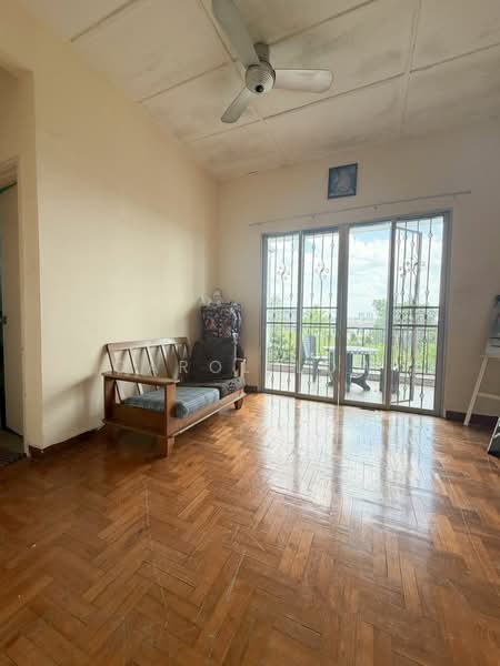 Semi-Detached House for Sale in Taman Pelangi Indah (Ulu Tiram) - Carol Low - Living Room - PropertyGuru.com.my