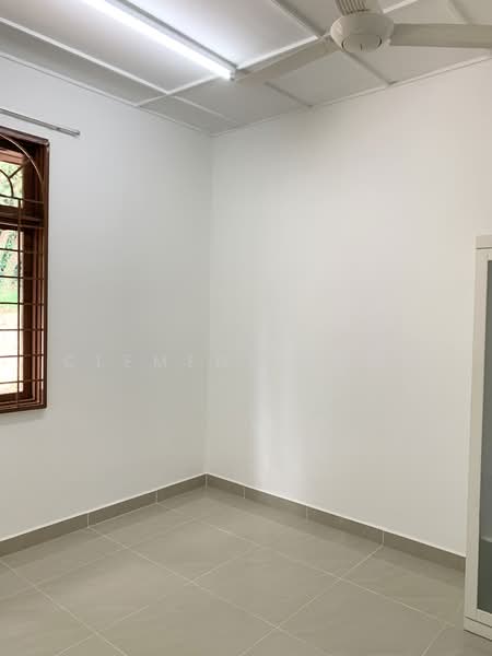 Bungalow Jalan Teluki Bukit Sentosa Bukit Sentosa untuk Untuk Dijual - RM 790,000, Mac 2026 - PropertyGuru.com.my