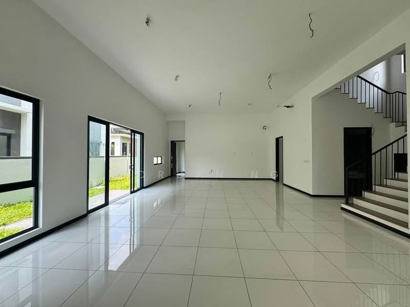 Semi-Detached House for Sale in Telok Panglima Garang (Selangor) - Jordan Ng - Living Room - PropertyGuru.com.my