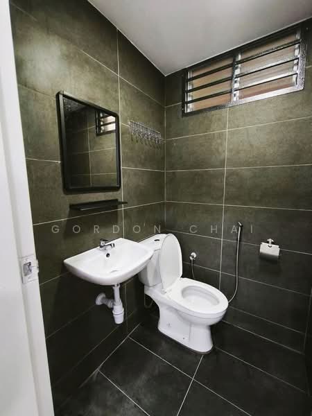 Service Residence for Rent at Midas @ Seri Alam - Gordon Chai - Bathroom - PropertyGuru.com.my
