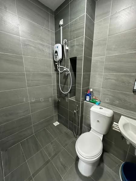 Service Residence for Rent at 8Scape Residence @ Sutera - Eugene Tneo - Bathroom - PropertyGuru.com.my
