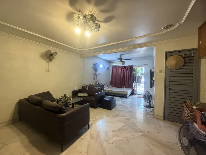 Bandar Damai Perdana untuk Untuk Dijual - RM 460,000, Mac 2026 - Living Room - PropertyGuru.com.my