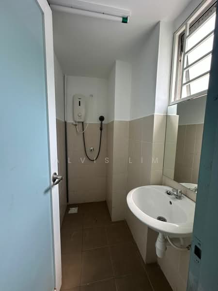 Apartment for Sale at Vista Mahkota - Alvis Lim - Bathroom - PropertyGuru.com.my