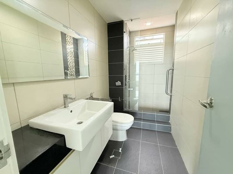Service Residence for Sale at Tropez Residences - Michelle Tey - Bathroom - PropertyGuru.com.my