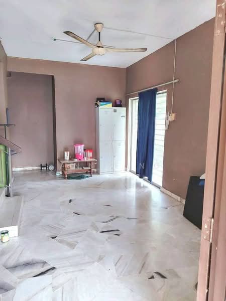2-storey Terraced House for Sale in Alam Perdana (Puncak Alam) - Annie Ng - Living Room - PropertyGuru.com.my