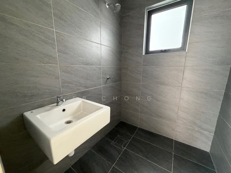 2-storey Terraced House for Sale in Prima Saujana (Kajang) - FB Chong - Bathroom - PropertyGuru.com.my