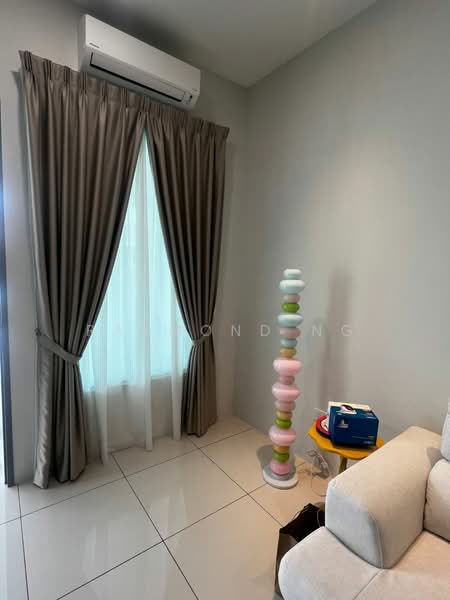 Nada Embun untuk Untuk Disewa - RM 1,500 /bulan, Mac 2026 - Living Room - PropertyGuru.com.my