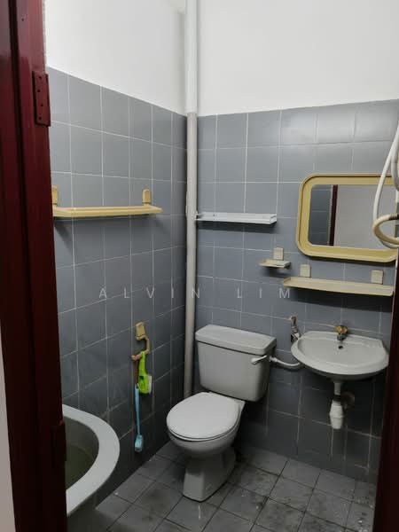 Untuk Disewa - Taman Sri Indah