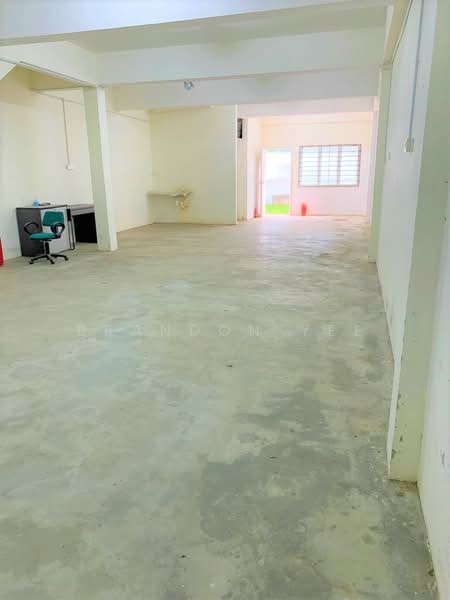 Ground Floor Shop, Lestari Perdana, Taman equine, Puncak Jalil, Seri Kembangan untuk Untuk Disewa - RM 3,200 /bulan, Apr 2026 - Interior - PropertyGuru.com.my