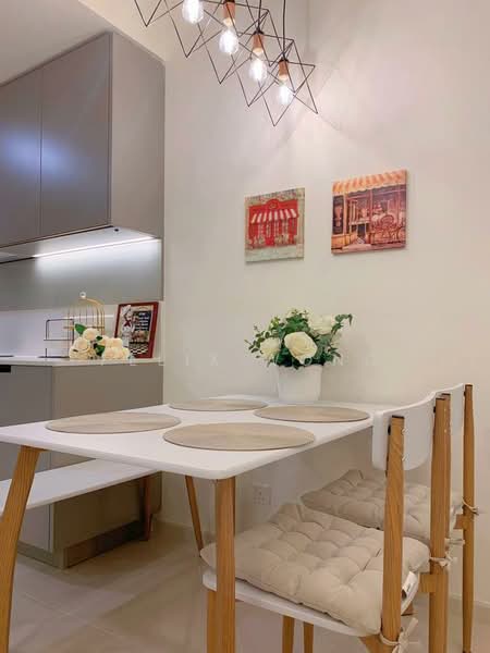 Service Residence for Rent at Residensi Solaris Parq - Felix Wong - Dining Room - PropertyGuru.com.my