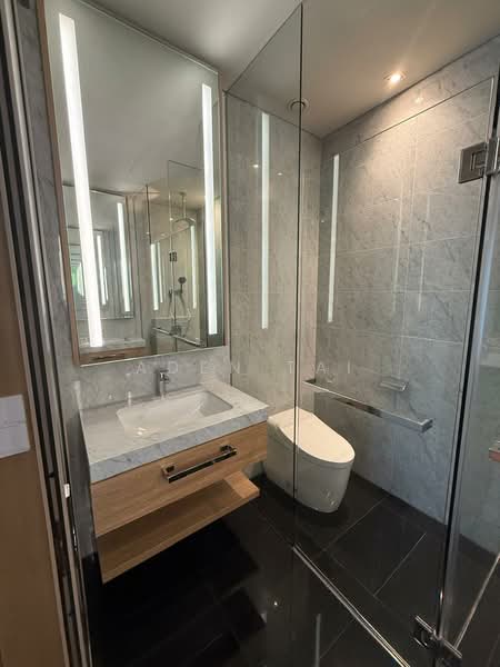 Service Residence for Sale at The Conlay - Aden Tai - Bathroom - PropertyGuru.com.my