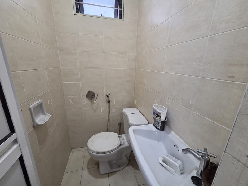 Condominium for Sale at Savanna 2 - Cindy Lee Yoke Peng - Bathroom - PropertyGuru.com.my