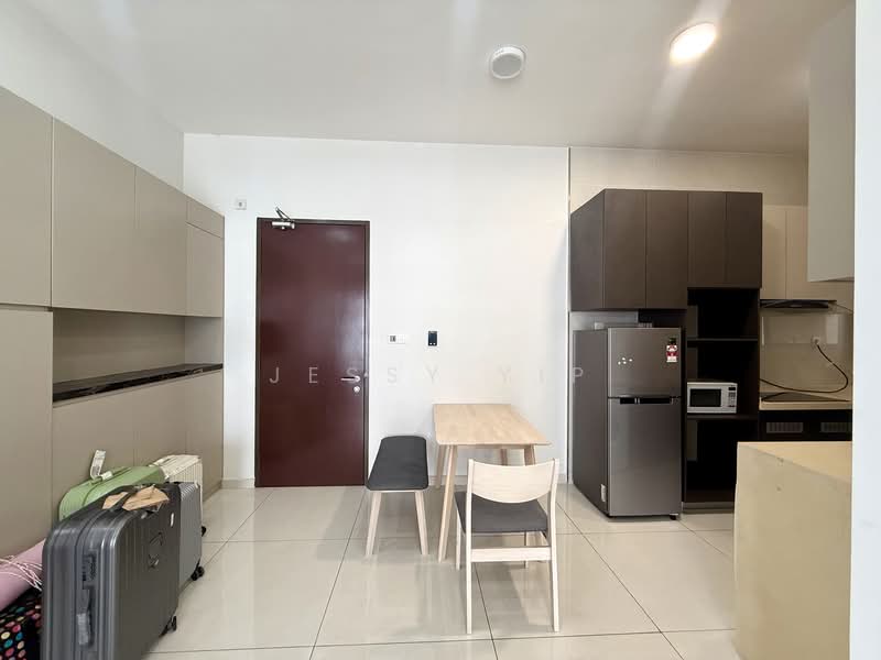 Condominium for Rent at Bay Laurel @ Country Garden Danga Bay - Jessy Yip - Kitchen - PropertyGuru.com.my
