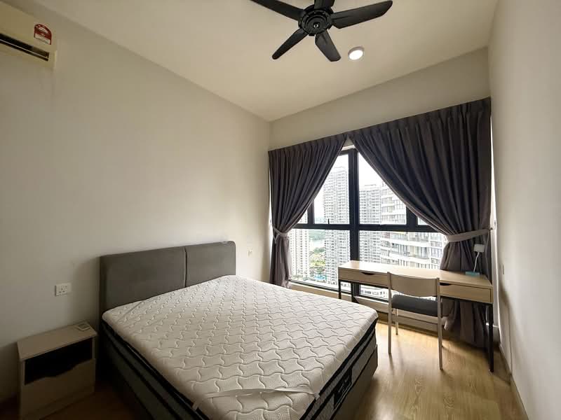 Condominium for Rent at Bay Laurel @ Country Garden Danga Bay - Jessy Yip - Bedroom - PropertyGuru.com.my