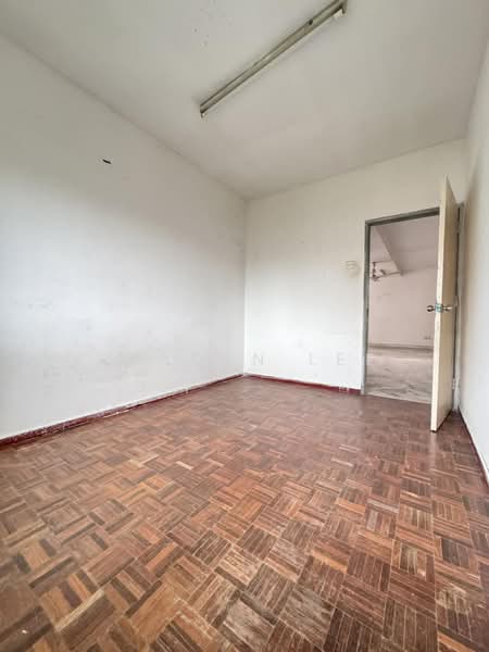 Condominium for Sale at Pelangi Indah Condominium - Jayden Lee - Interior - PropertyGuru.com.my