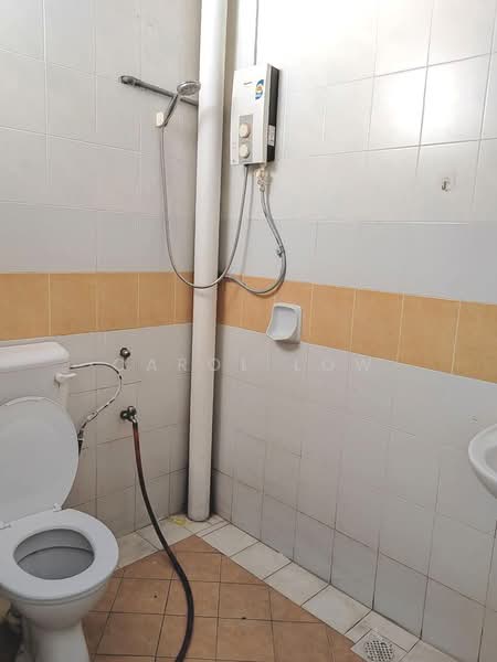 1-storey Terraced House for Sale in Taman JP Perdana (Johor Bahru) - Carol Low - Bathroom - PropertyGuru.com.my